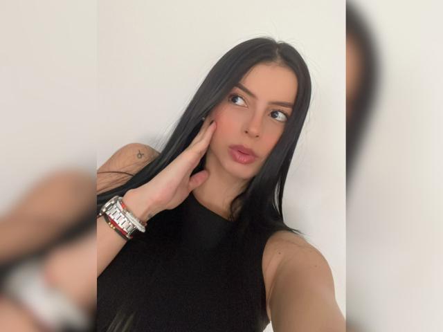 IsabellaJames - сексуальная веб-камера в реальном времени - 27744966