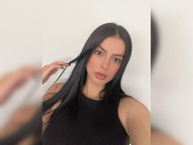 IsabellaJames - сексуальная веб-камера в реальном времени - 27744980