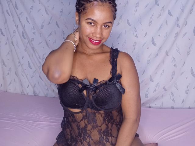 LayahCoquine - Sexe cam en vivo - 27746324