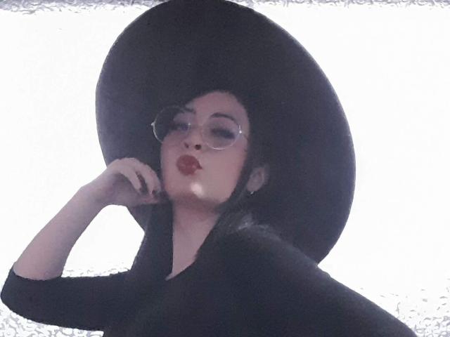 KristelRouse - Live sex cam - 27747192