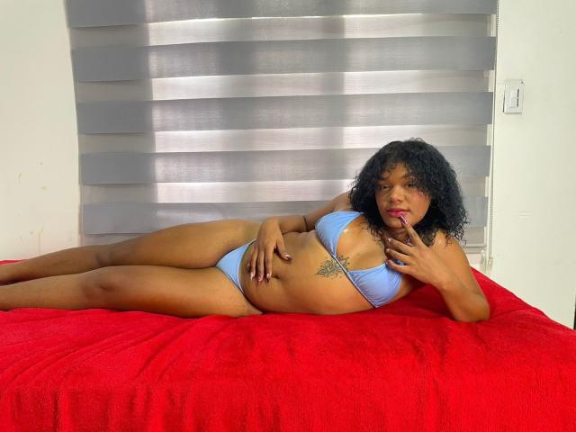 BigAssXx69 - Sexe cam en vivo - 27753471