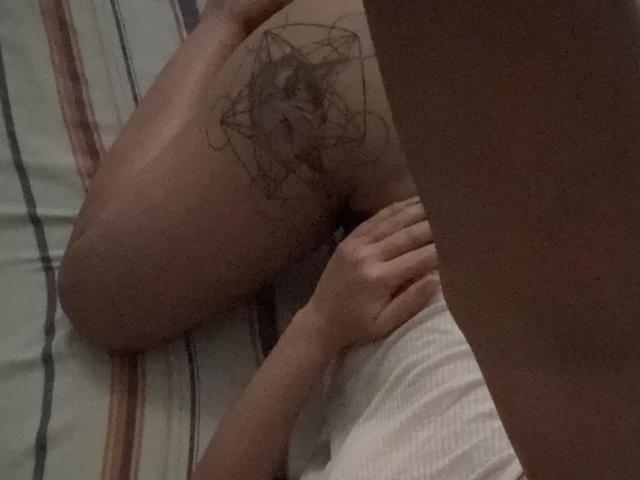 SeleneBrigth - сексуальная веб-камера в реальном времени - 27773302