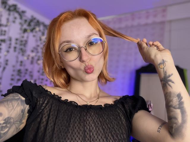 SarahRousen - Live sex cam - 27774590