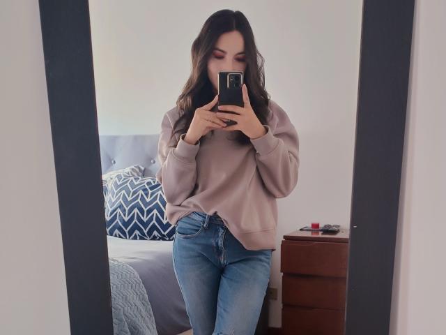 MiaReed - Live sex cam - 27780764