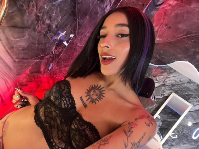 SalomeMille - Live sex cam - 27789752