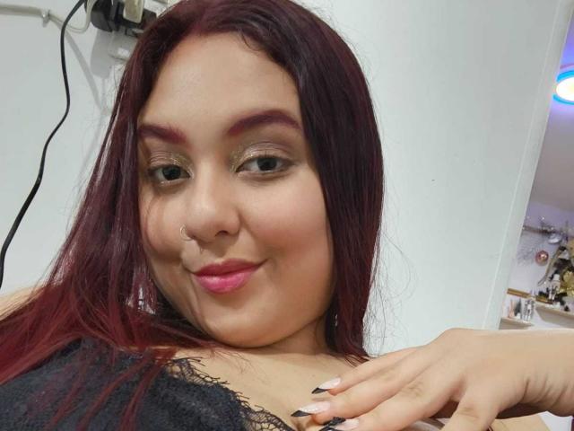 NicolleCollins - Live porn &amp; sex cam - 27790310