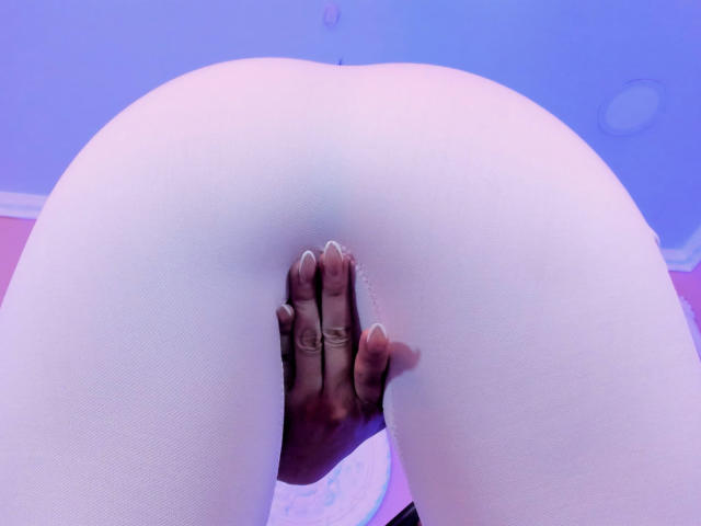 ArianaRogers - сексуальная веб-камера в реальном времени - 27801761