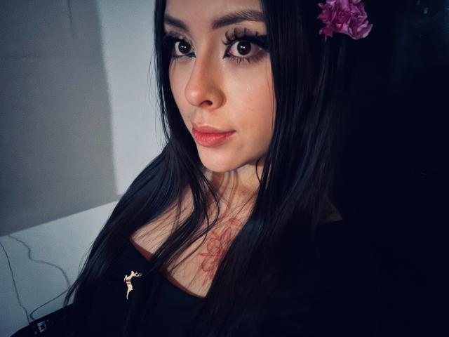 AlisonTatcher - Live sex cam - 27802643