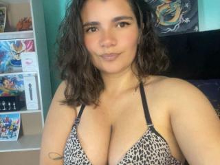 BulmaHot - Live sex cam - 27803402