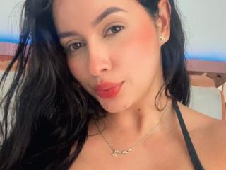 EmilyParkerr - Live porn &amp; sex cam - 27806477