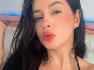 EmilyParkerr - Live porn &amp; sex cam - 27806501