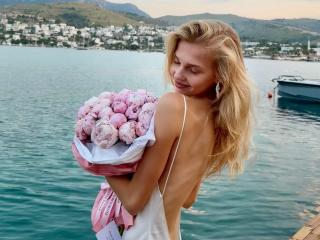 TheHottestBlonde - Sexe cam en vivo - 27807857