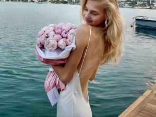 TheHottestBlonde - Sexe cam en vivo - 27807878
