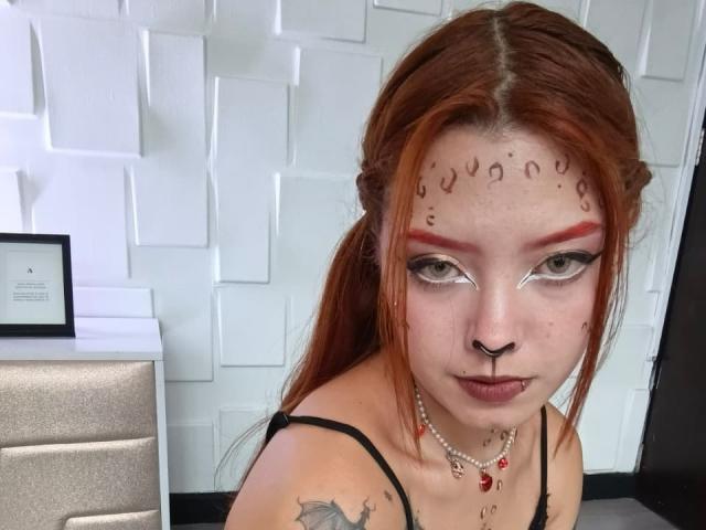 EmmaThomsonn - Live porn &amp; sex cam - 27808982