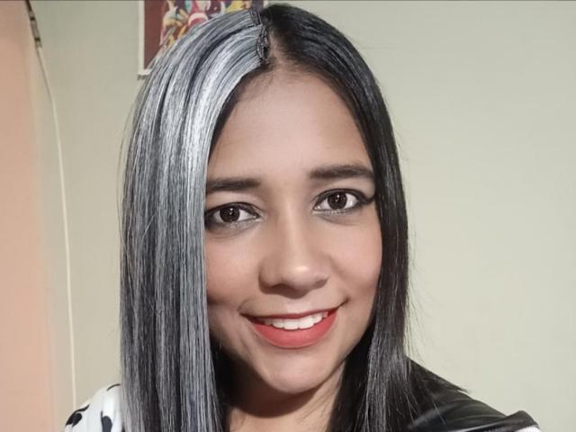 PauletteLoveX - Sexe cam en vivo - 27810113