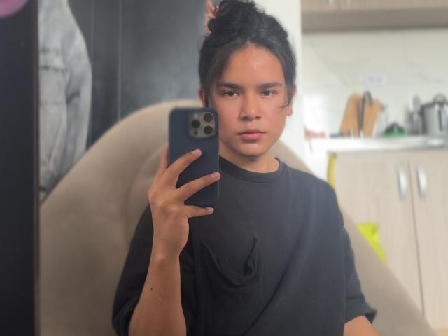 AndruStar - Live sex cam - 27810386