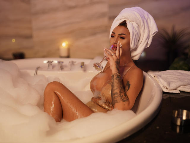 NicolSNaya - Live porn &amp; sex cam - 27817043