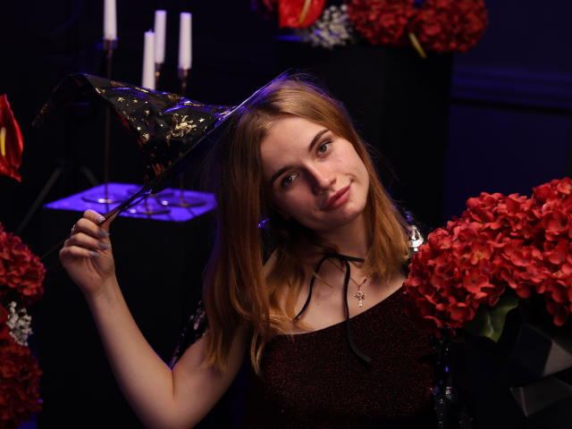 MargaritaKis - Live Sex Cam - 27830006