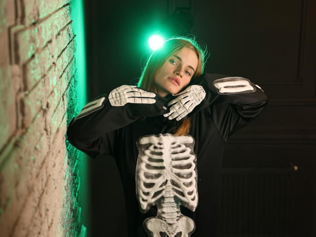 MargaritaKis - Live Sex Cam - 27830090