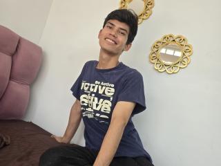 Sexy nude photo of AngellDustt