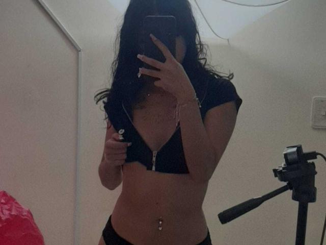 AriRosse - Live porn &amp; sex cam - 27834683