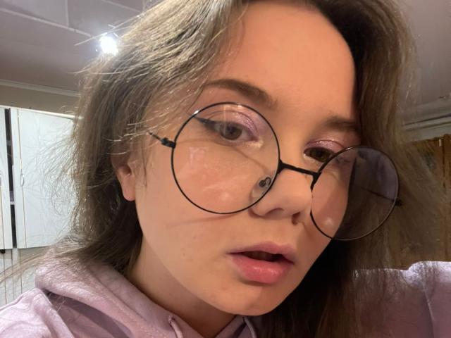 CuteKris - Live porn &amp; sex cam - 27836699