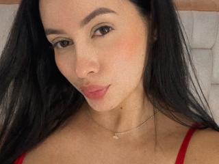 EmilyParkerr - Live porn &amp; sex cam - 27837038