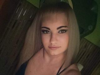 MiLaHottiest - Sexe cam en vivo - 27838535