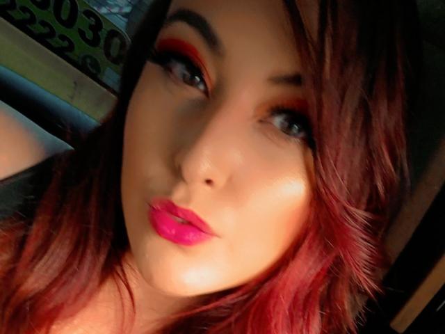 EmaRedFire - Live porn &amp; sex cam - 27846116
