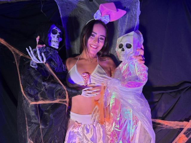 CamilaBardot - Live sex cam - 27849515