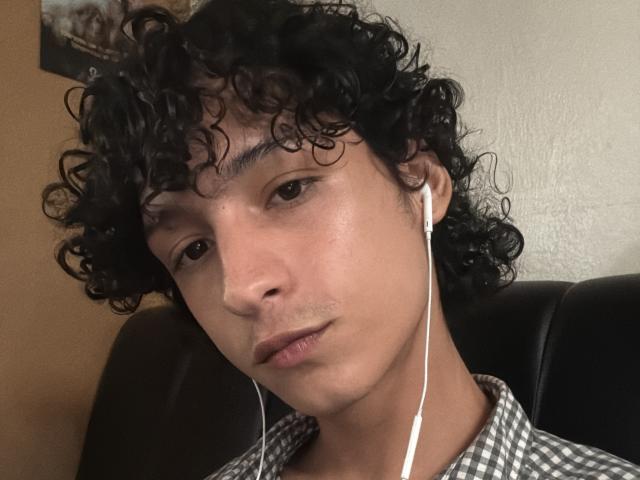 DiegoPhoenix - Live Sex Cam - 27853172