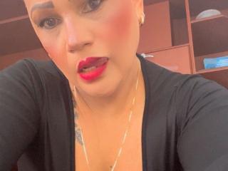 GianellaCox - Live porn &amp; sex cam - 27853769