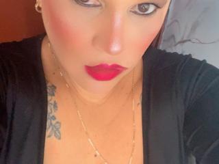 GianellaCox - Live porn &amp; sex cam - 27853775