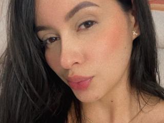 EmilyParkerr - Live porn &amp; sex cam - 27859808