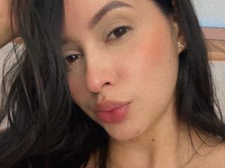 EmilyParkerr - Live porn &amp; sex cam - 27859811