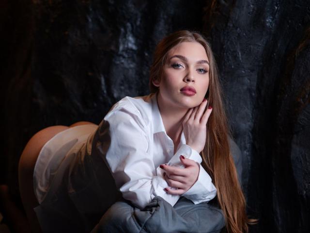 LaraPika - Sexe cam en vivo - 27864797