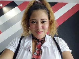 IamAhYours - Live porn &amp; sex cam - 27866039