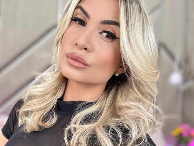 Lellie - Live porn &amp; sex cam - 27871463