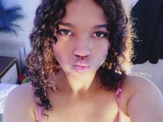 KellyAmbaris - Sexe cam en vivo - 27871751