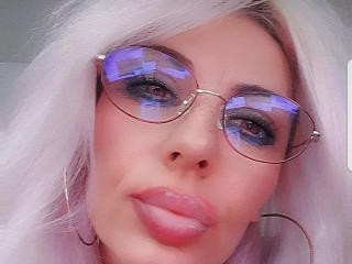 MissLaraHoney - сексуальная веб-камера в реальном времени - 27872378