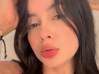 EmilyParkerr - Live porn &amp; sex cam - 27872993