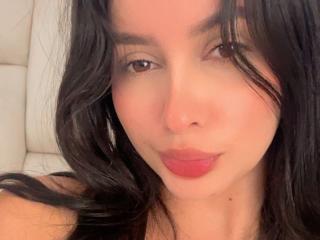 EmilyParkerr - Live porn &amp; sex cam - 27872996