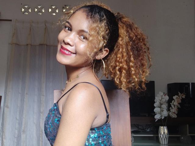 NazziaSexi - Live sexe cam - 27874991