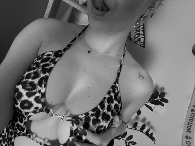 SugarrX - Sexe cam en vivo - 27875684