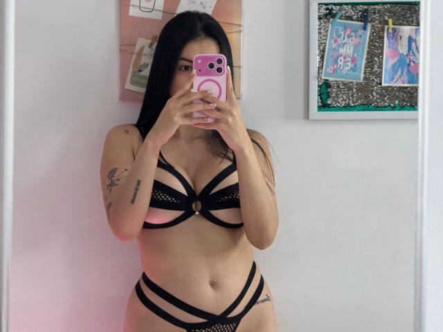 IsabellaJames - Camera khiêu dâm &amp; quyến rũ trực tiếp - 27876248