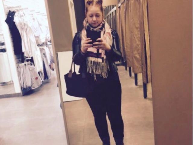 Sweety98-hot - сексуальная веб-камера в реальном времени - 27879122