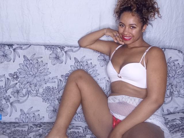 LayahCoquine - Sexe cam en vivo - 27885773