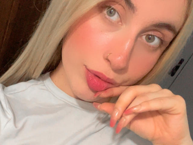 SammyViolet - Live sex cam - 27887138