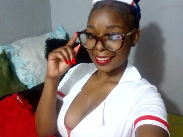 LadyLluck - Live sexe cam - 27888728