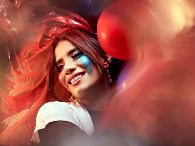 LucieMilner - Live sex cam - 27890747